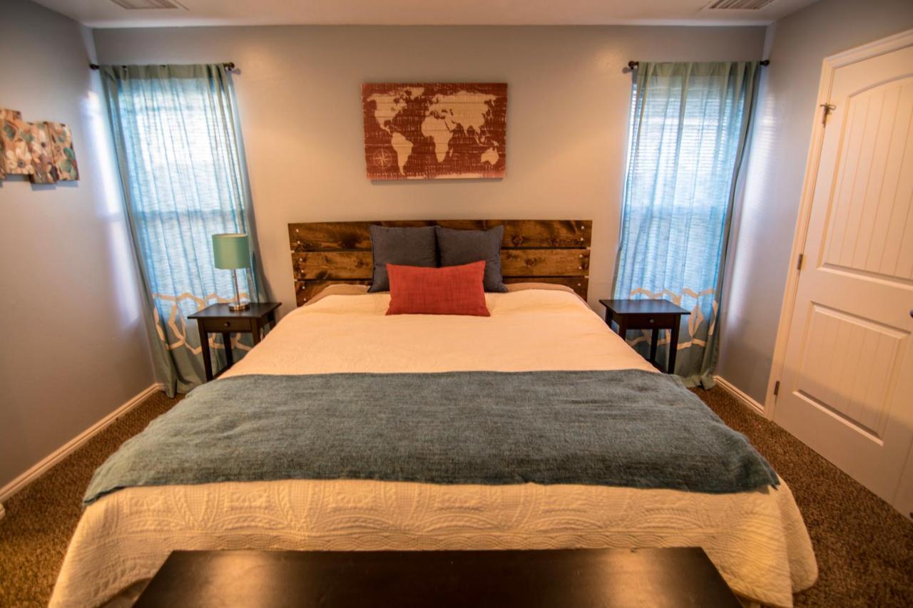 Lone Rock Retreat - 3-Bedroom Near Lake Powell Page Luaran gambar